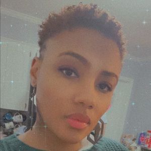 Meet your Posher, Chassity